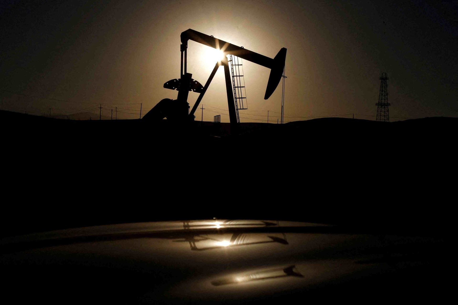 Oil prices have reversed their losses and are increasing due to fears about constrained supply