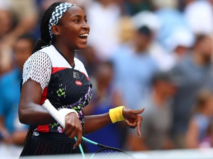 Coco Gauff Helps Serena Williams Get Ready for Her Match, and Ends Up Victorious