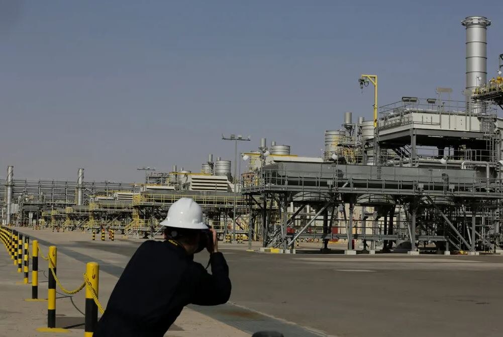 After OPEC's Cuts, Biden Has a Choice to Make: Retaliate or Win Over Saudi Arabia