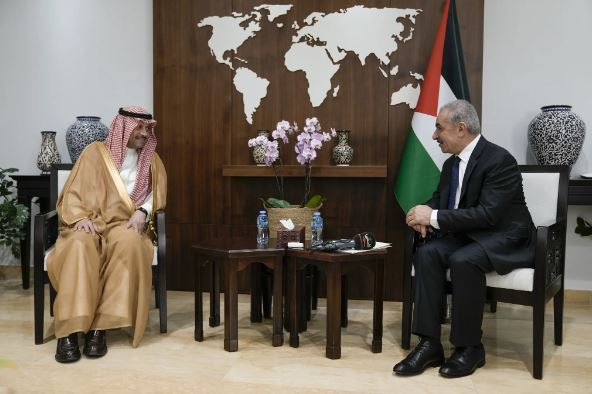 Once Inconceivable, Officials’ Visits Highlight Warming Saudi-Israeli Ties
